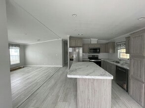 Building Photo - 10792 SW 30th Ave