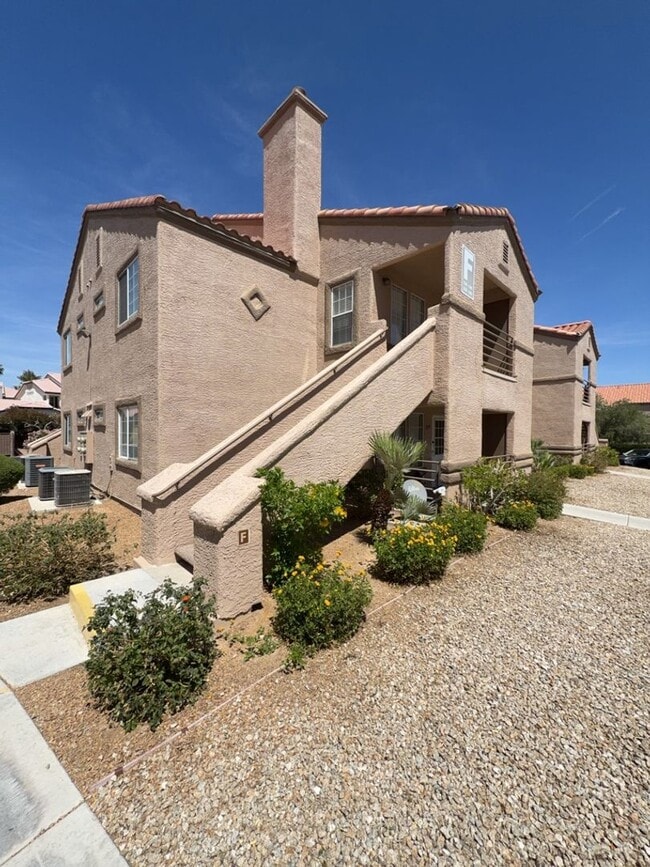 Building Photo - 3450 Erva St