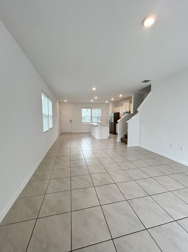 Foto del edificio - NEWER BUILD, SPACIOUS 3 Bedroom, 2 Bath To...