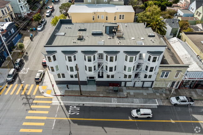 Context - 1450 Castro St