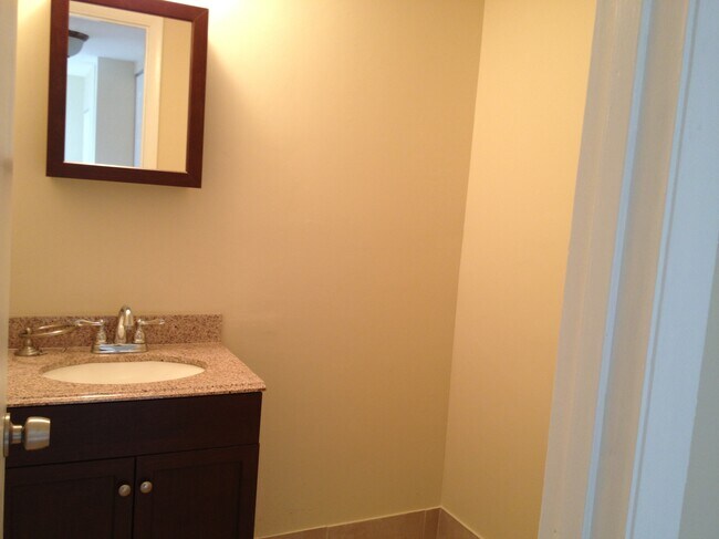 Building Photo - 181 Wimbledon Lake Dr