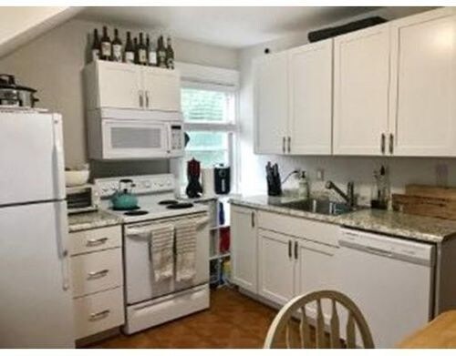 Primary Photo - 70 Cherry St