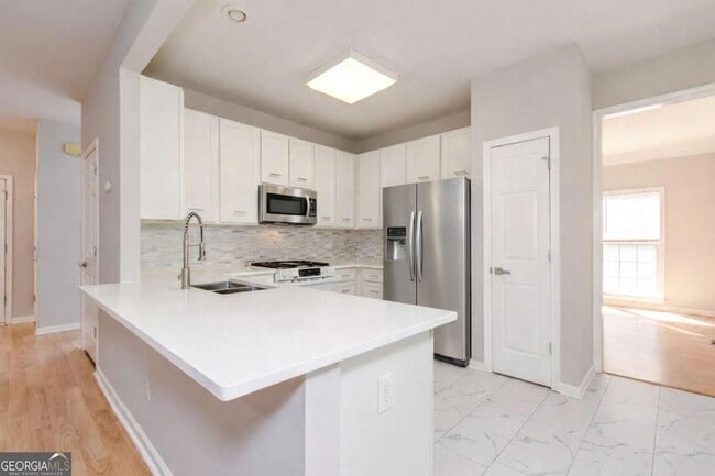 Building Photo - 3418 Rose Arbor Ct