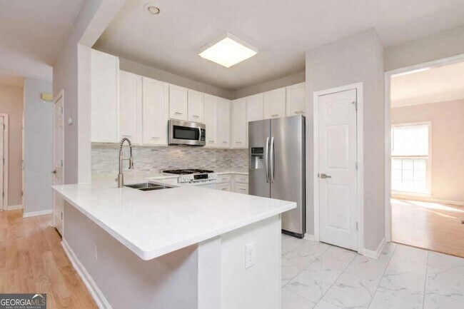 Foto del edificio - 3418 Rose Arbor Ct