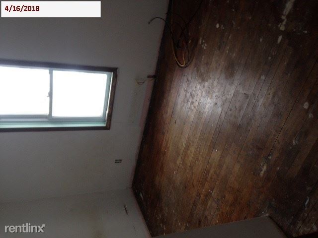 Building Photo - 3 br, 1 bath House - 120 3rd Ave S
