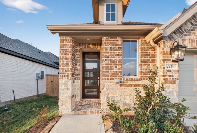 Building Photo - 27210 Butterfly Mint Ln