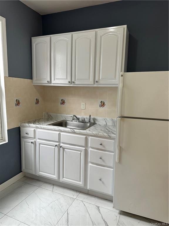 Foto principal - 1821 Loring Pl S