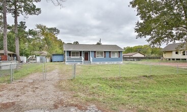 Building Photo - 6110 Glen Lee Dr