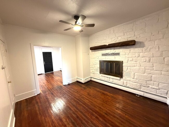 Foto del edificio - 607 Salem Ave