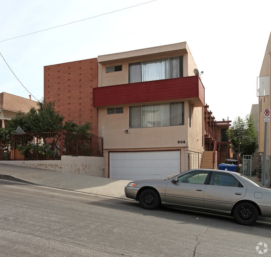 Primary Photo - 906 Beaudry Ave