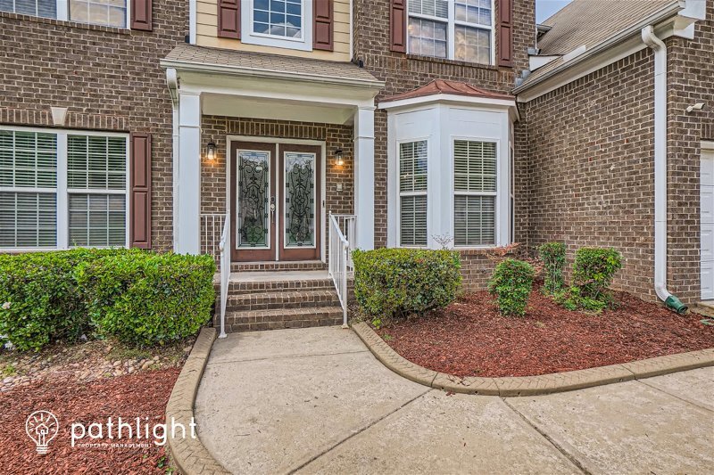 Foto principal - 3467 Benefield Place Southwest
