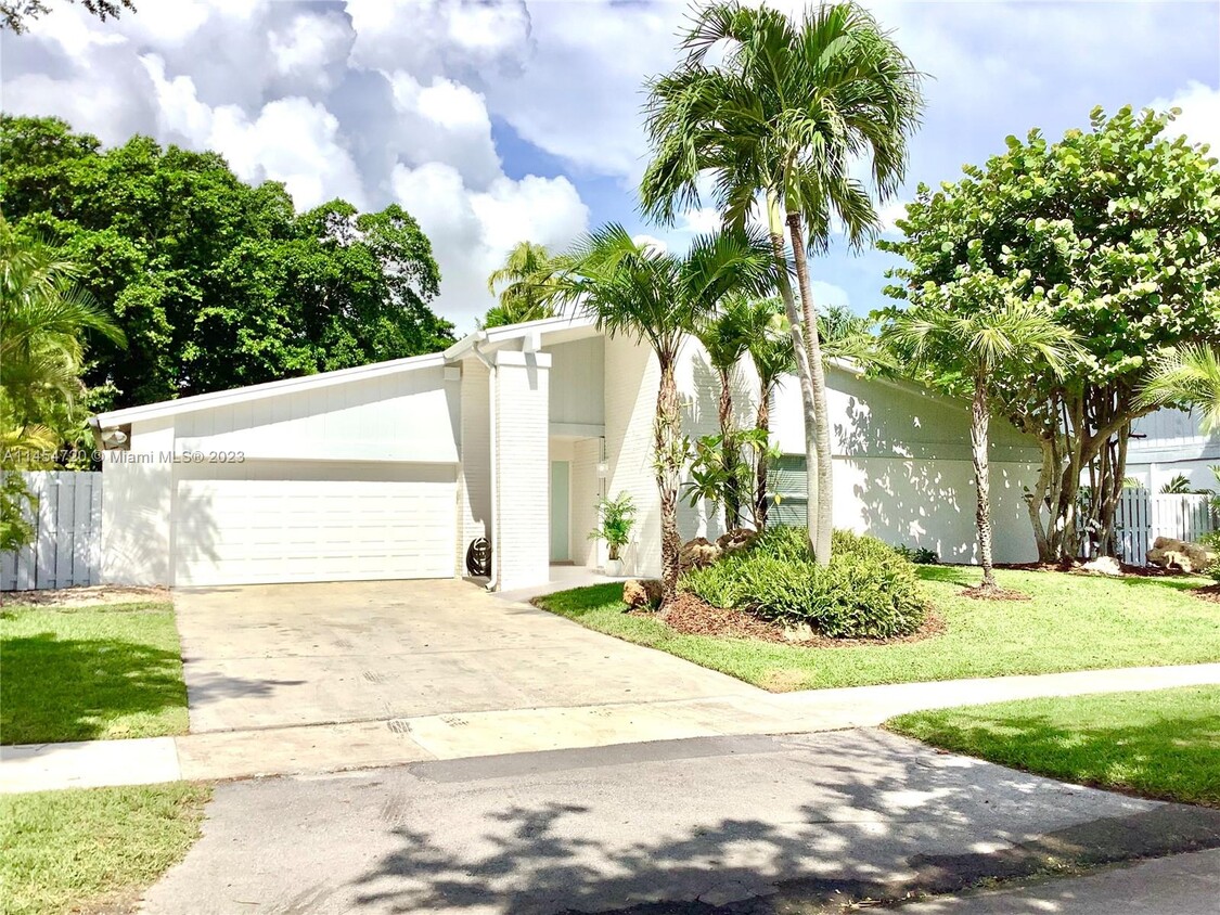 Foto principal - 10524 SW 132nd Ct