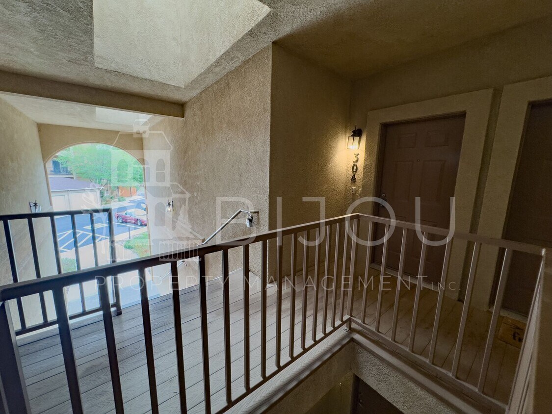 Photo - 1695 Little Bear Creek Pt. #304