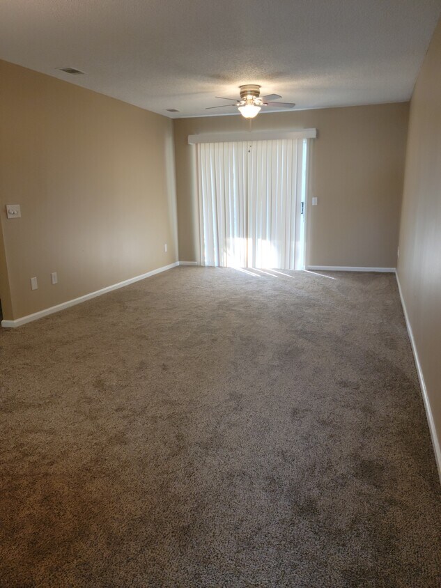 910 Brett Dr Unit 29, Hinesville, GA 31313 Condo for Rent in