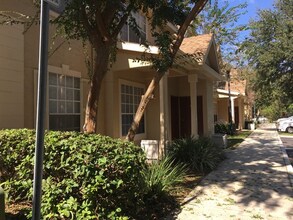 Building Photo - 860 Grand Regency Pointe