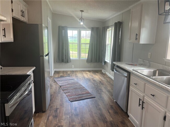 Foto del edificio - 49690 Methodist Ridge Rd