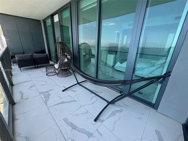 Photo - 480 NE 31st St Apartment