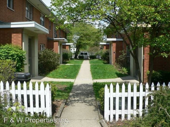 Building Photo - 1000 Bryden Rd
