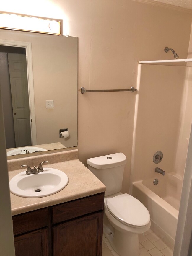 Building Photo - Wonderful Adult living Community in Conyers.