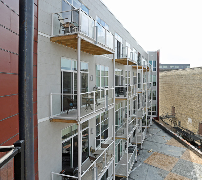 Building Photo - The Overlook on Prospect