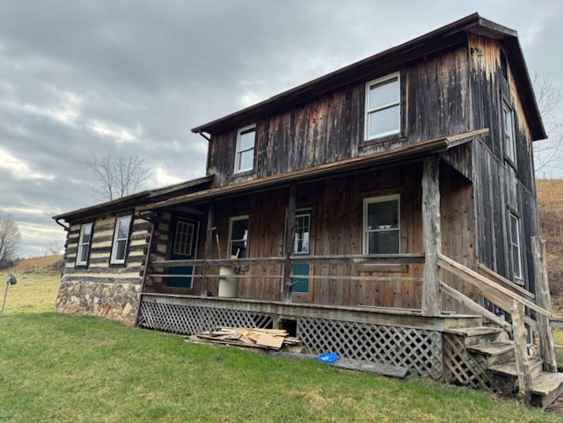 Primary Photo - Cabin located in the picturesque county of...