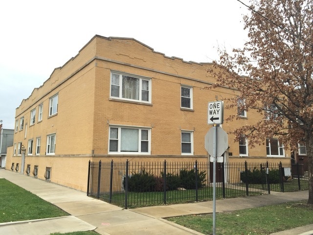 Foto principal - 5058 W Altgeld St