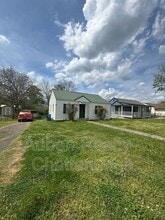Building Photo - 505 Flegal Ave