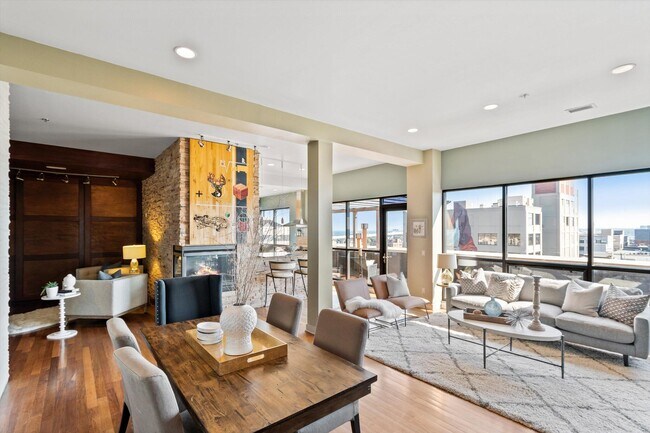 Foto del edificio - 400 N Broadway