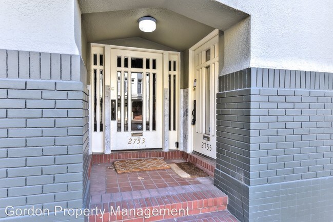 Foto del edificio - 2755 Baker St