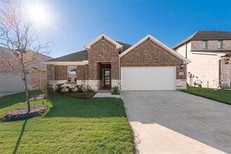 Building Photo - 519 Huntley Dr