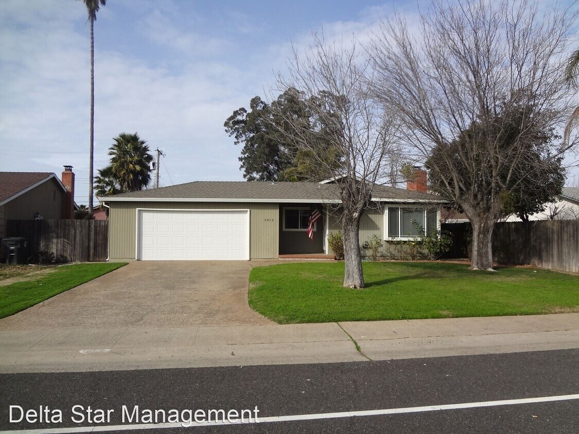 Foto principal - 3 br, 2 bath House - 9952 VANGUARD DRIVE