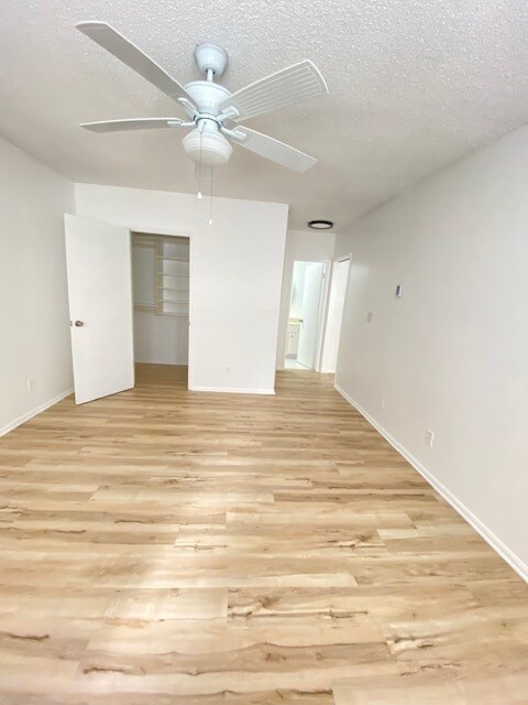 Armario del dormitorio n.º 2 - 529 California Ave