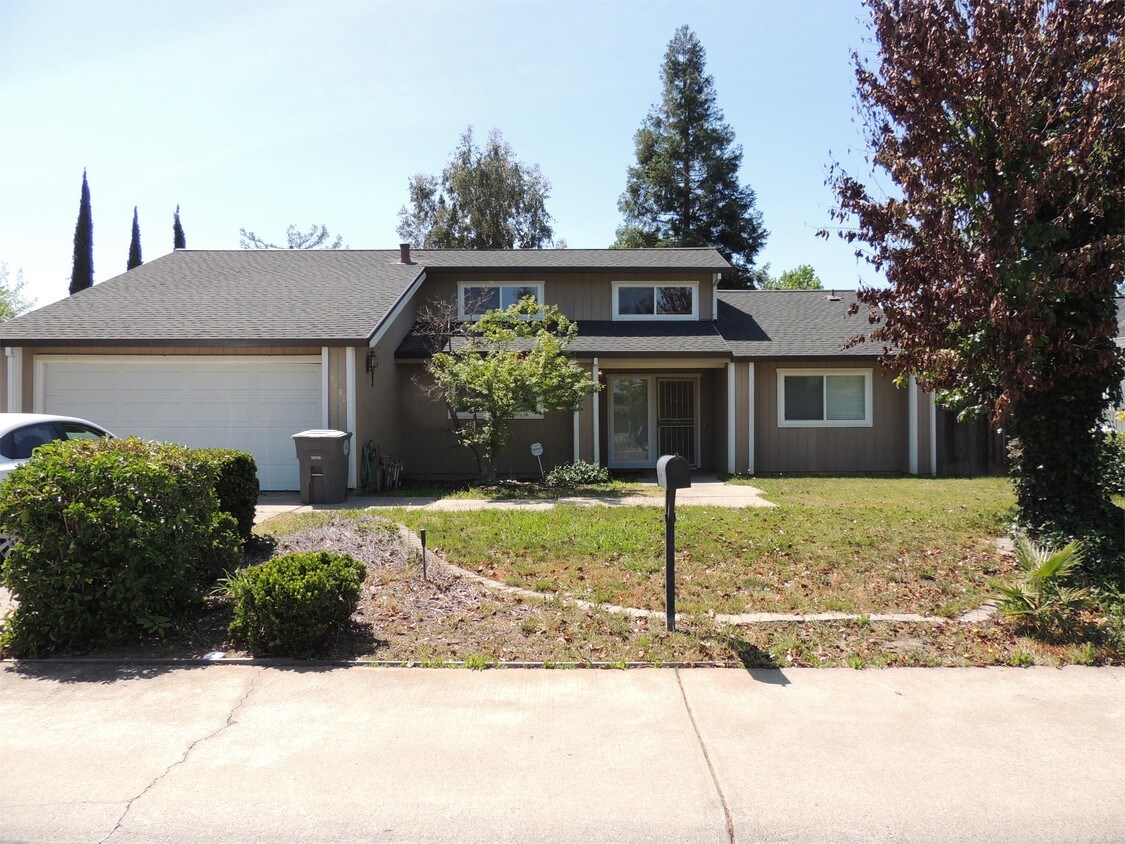 Primary Photo - 9480 Batey Ave