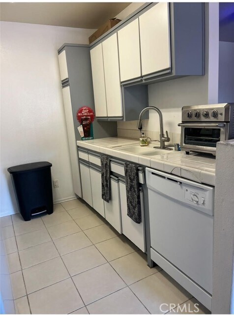 Building Photo - 15455 Sherman Way