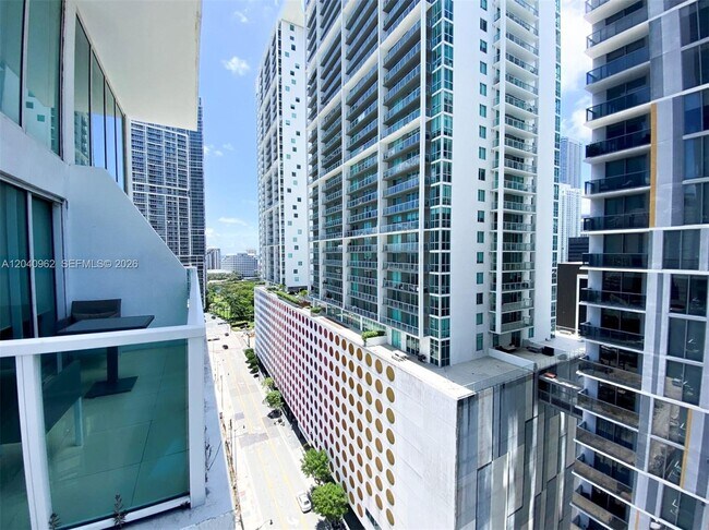 Foto del edificio - 41 SE 5th St