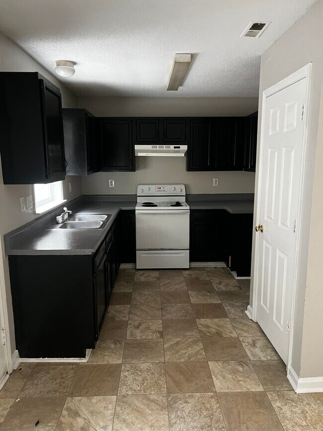 Building Photo - 2613 Millard Fuller Way