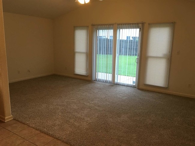 Building Photo - 2153 Delta Way