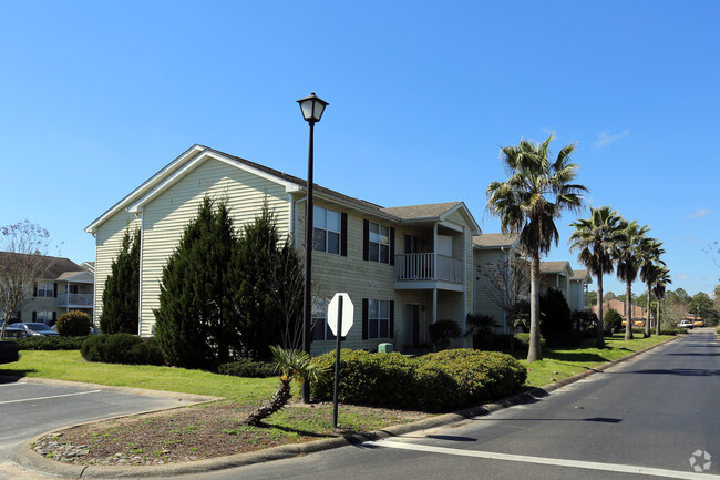 Building Photo - The Palms