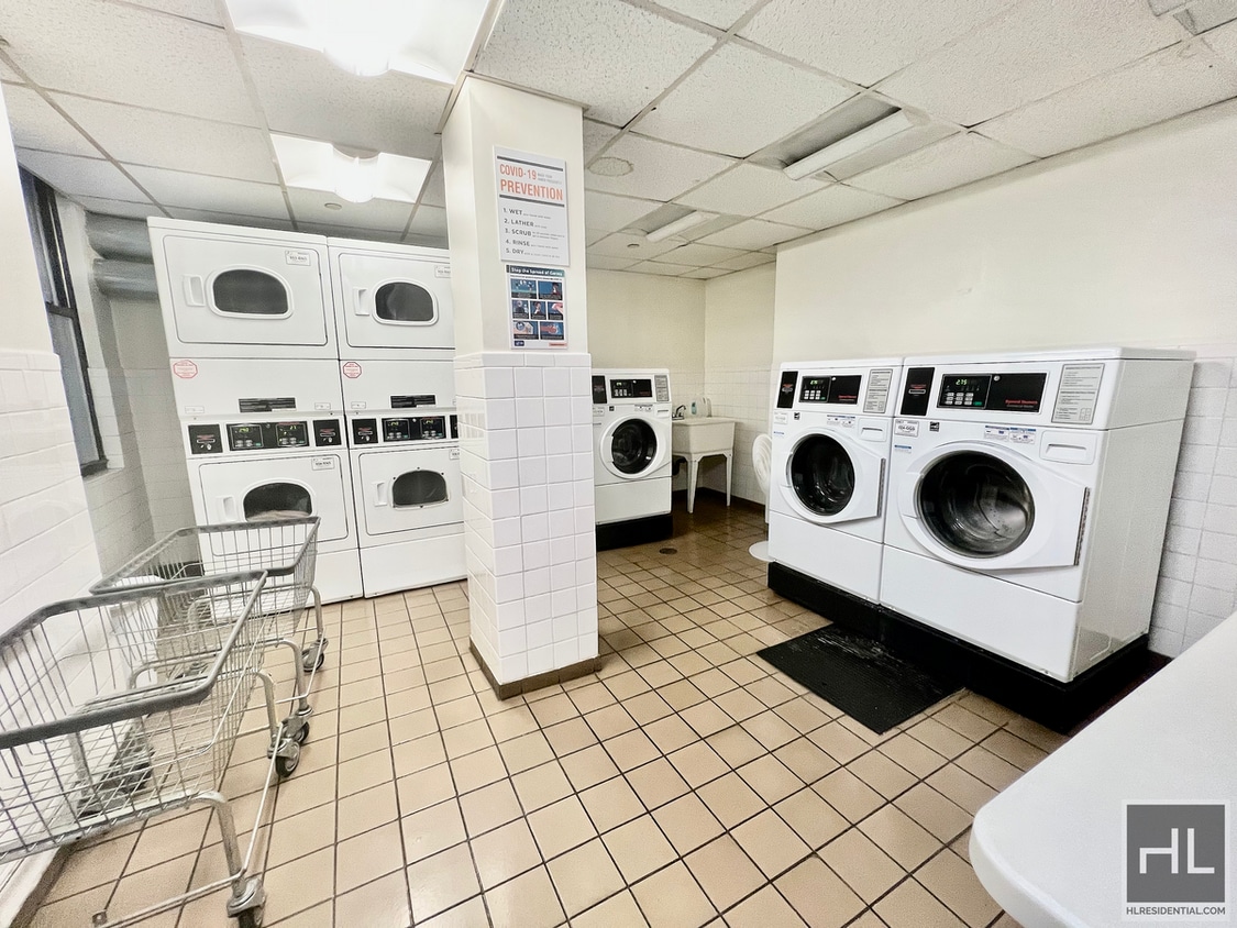 Building Photo - West 55th Street