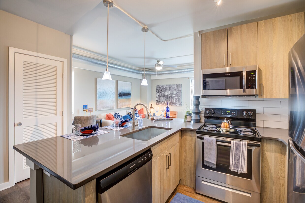 Foto principal - The Lofts at Twenty25