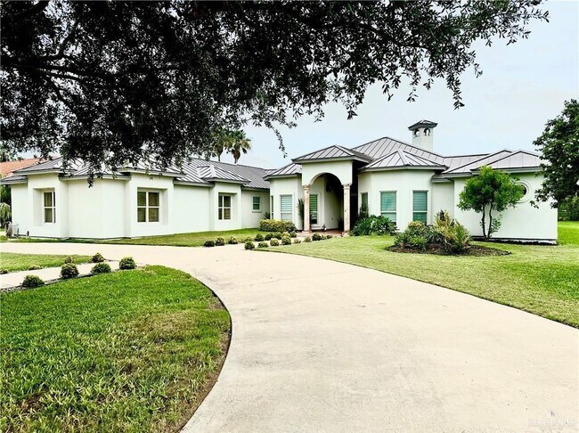 Building Photo - 13344 Borolo Dr