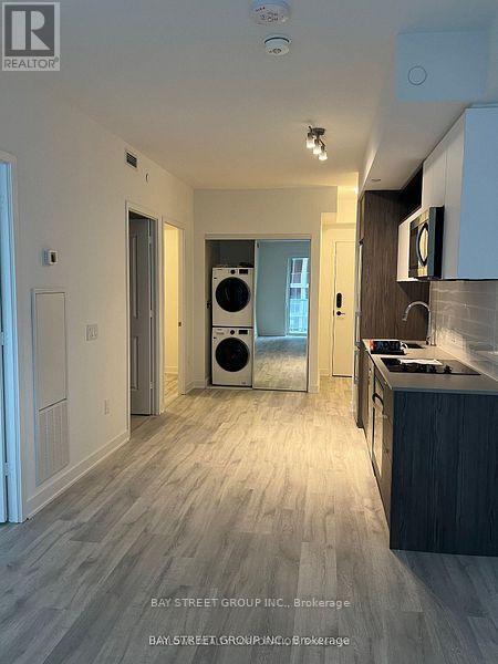 Building Photo - 100 Dalhousie St