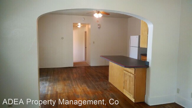 Building Photo - 145 Brooks St