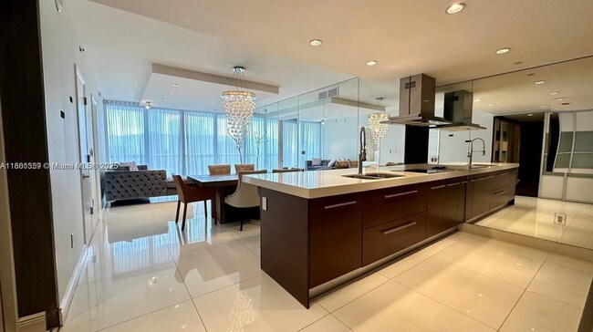 Foto del edificio - 495 Brickell Ave