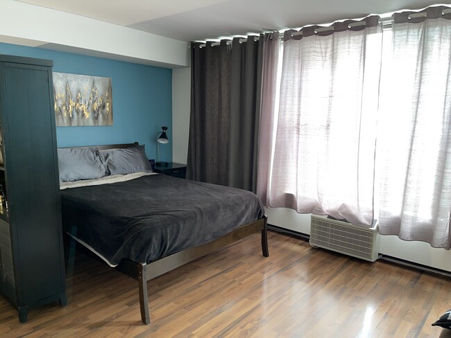 Foto del edificio - 3600 N Lake Shore Dr