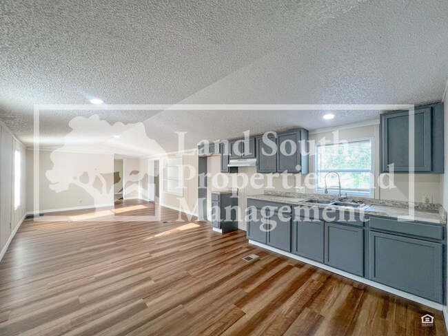 Foto del edificio - 10131 Steven Dr