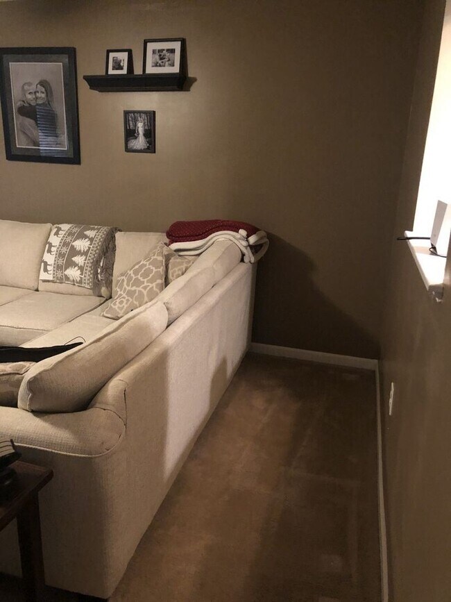 Foto del edificio - 3 br, 2.5 bath House - 211 Summerfield Drive