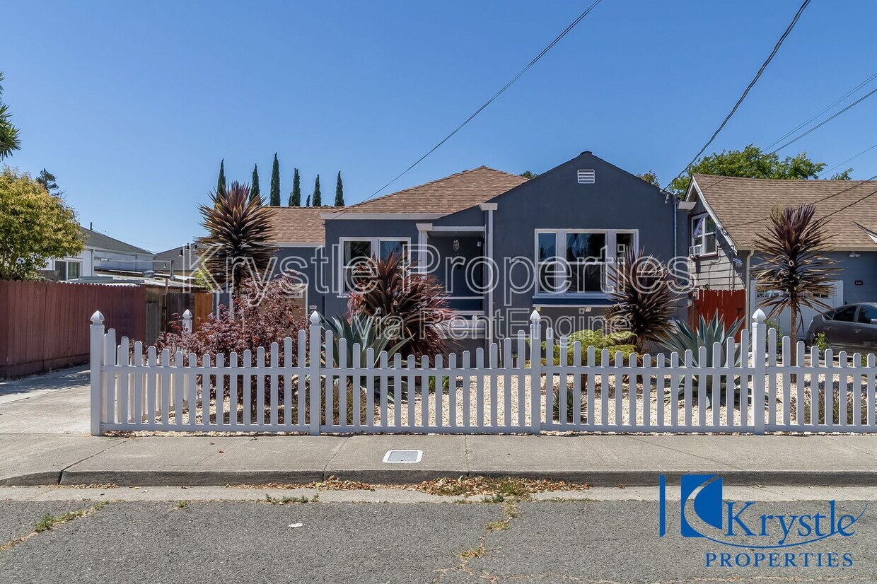 Foto principal - 2139 El Dorado St