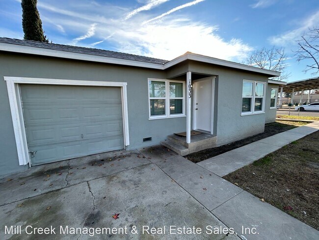 Foto del edificio - 2 br, 1 bath House - 1033 W. Houston