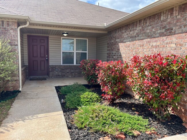 Building Photo - Wonderful 3 Bed 2 Bath Home in Moore